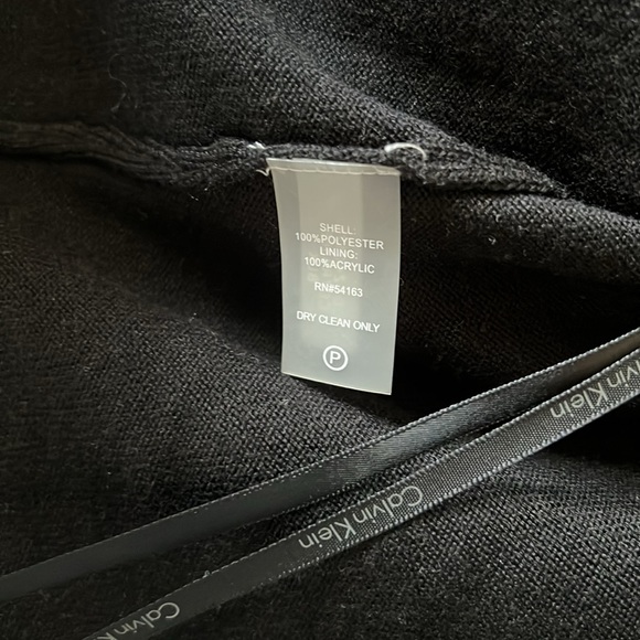 NWOT Calvin Cropped Faux Fur Jacket - Size M - Picture 5 of 5